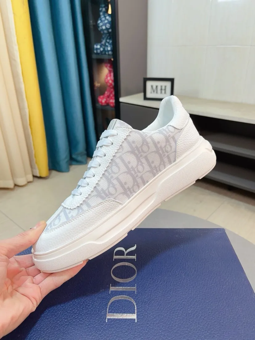 Men's men's shoes 💰420🌹🌹【Dior】Best-selling official website world premiere🔝Men's high-end brand of shoes latest series on the official website: uppers are made of imported cowhide with specially designed fabrics➕mesh breathable lining. Make walking more convenient and comfortable! Compared with the official quality, Midea’s 1:1 replica. Create a fashionable personality to set off your uniqueness! A must-have for trendy men! Classic style. Men's sizes: 38-44.